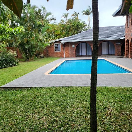 Emangunini Guest House Richards Bay Exterior foto